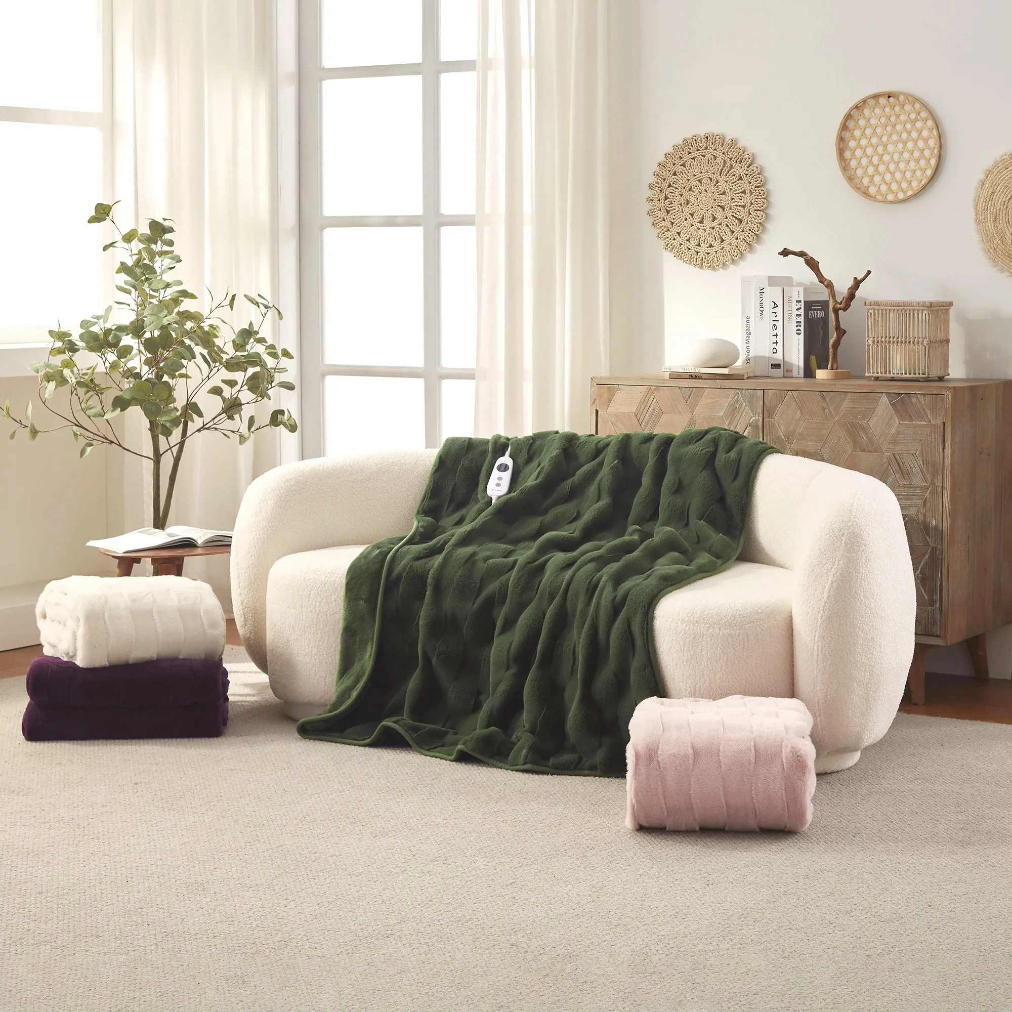 Basketweave Faux Fur Heated Throw Cherry