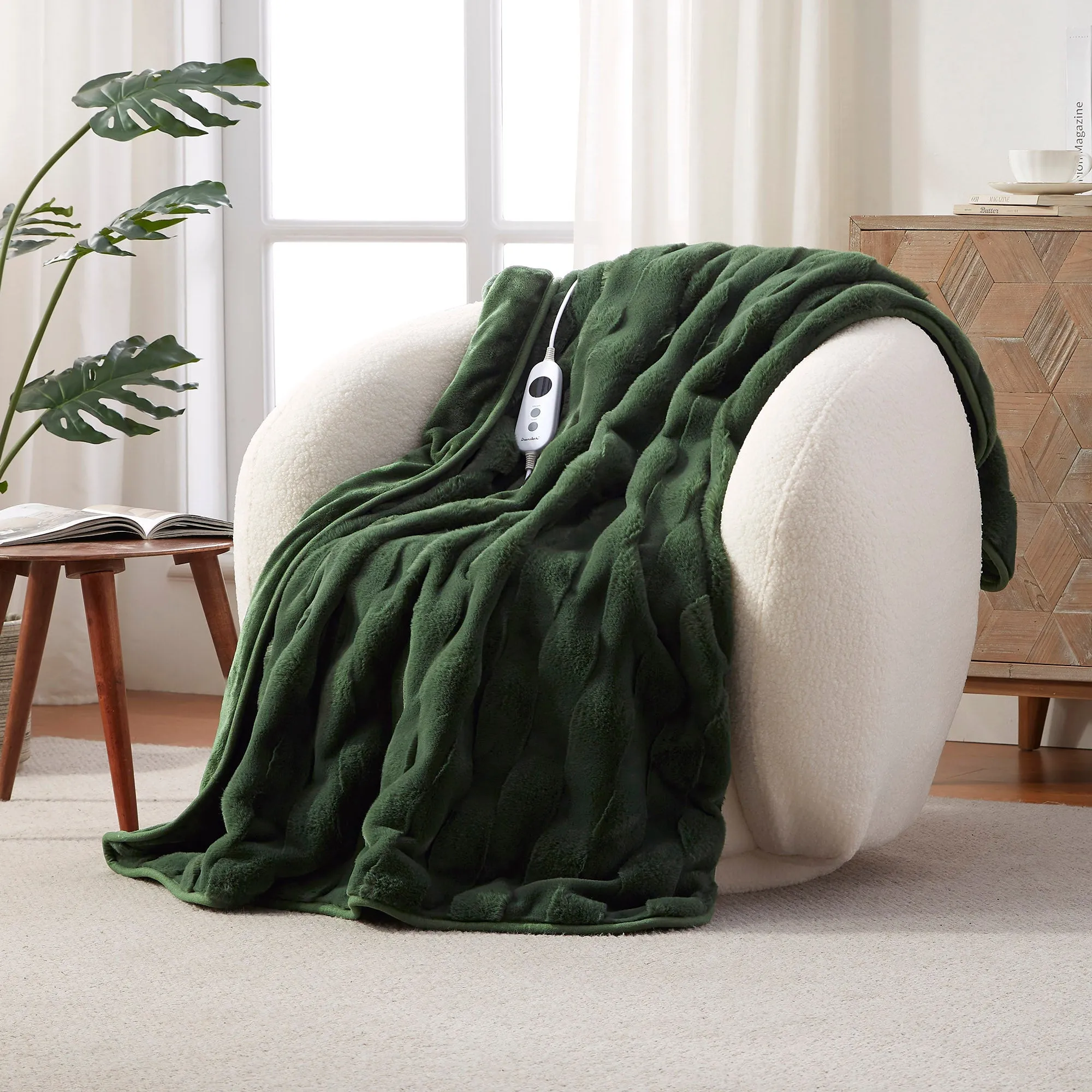 Basketweave Faux Fur Heated Throw Olive